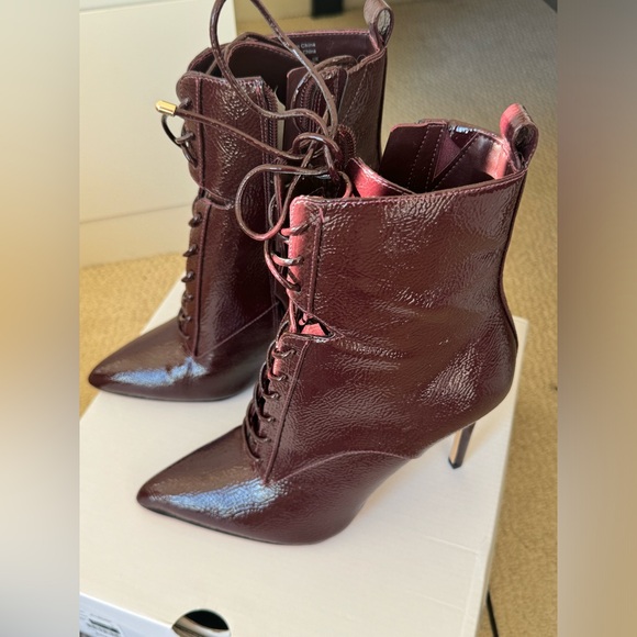 vinyl ankle boots with lace,burgundy. - Picture 1 of 4
